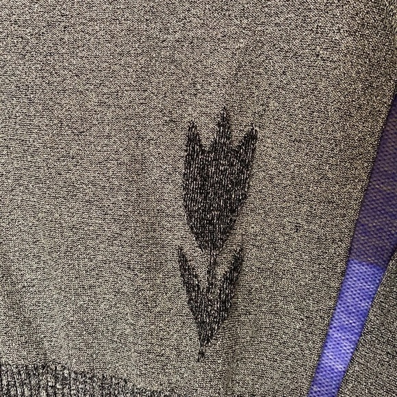 Silver glitter knit long sleeve top - Picture 2 of 9